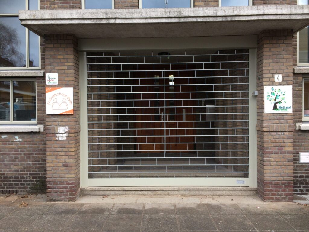 School Delft - Stackdoor